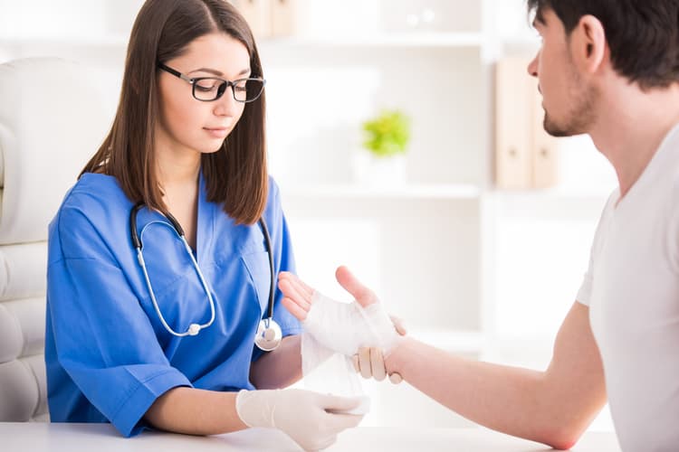 What Are The Signs And Symptoms Of An Infected Wound? - Featured blog post image for LFA First Response
