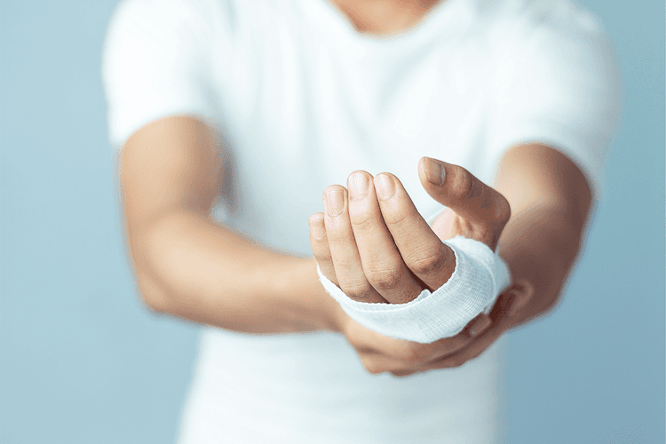 What are the Different Types of Wounds? - Featured blog post image for LFA First Response